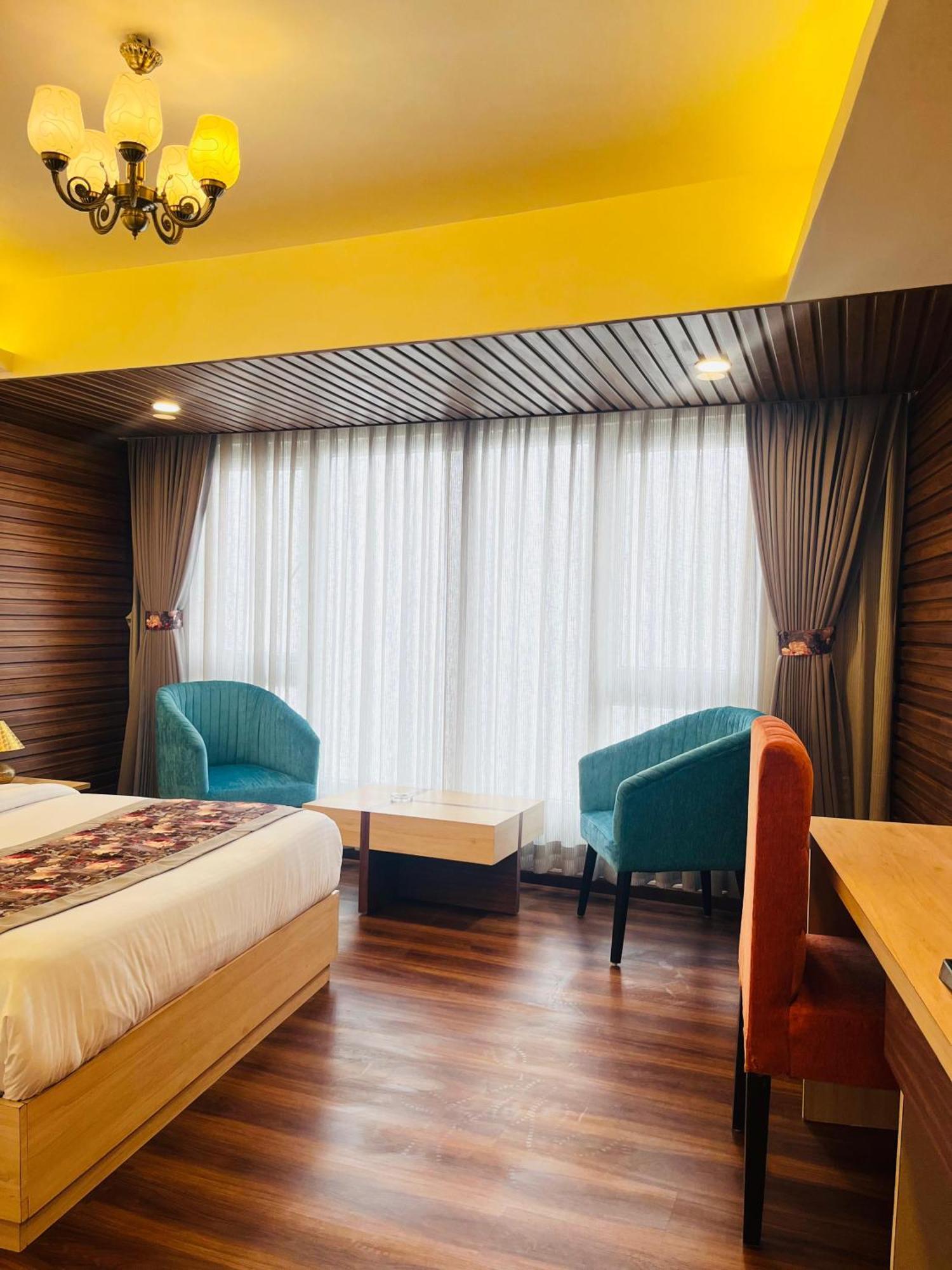 Hotel Broadway Boutique Mall Road Darjeeling - A Luxury Collection - Best Seller Bagian luar foto